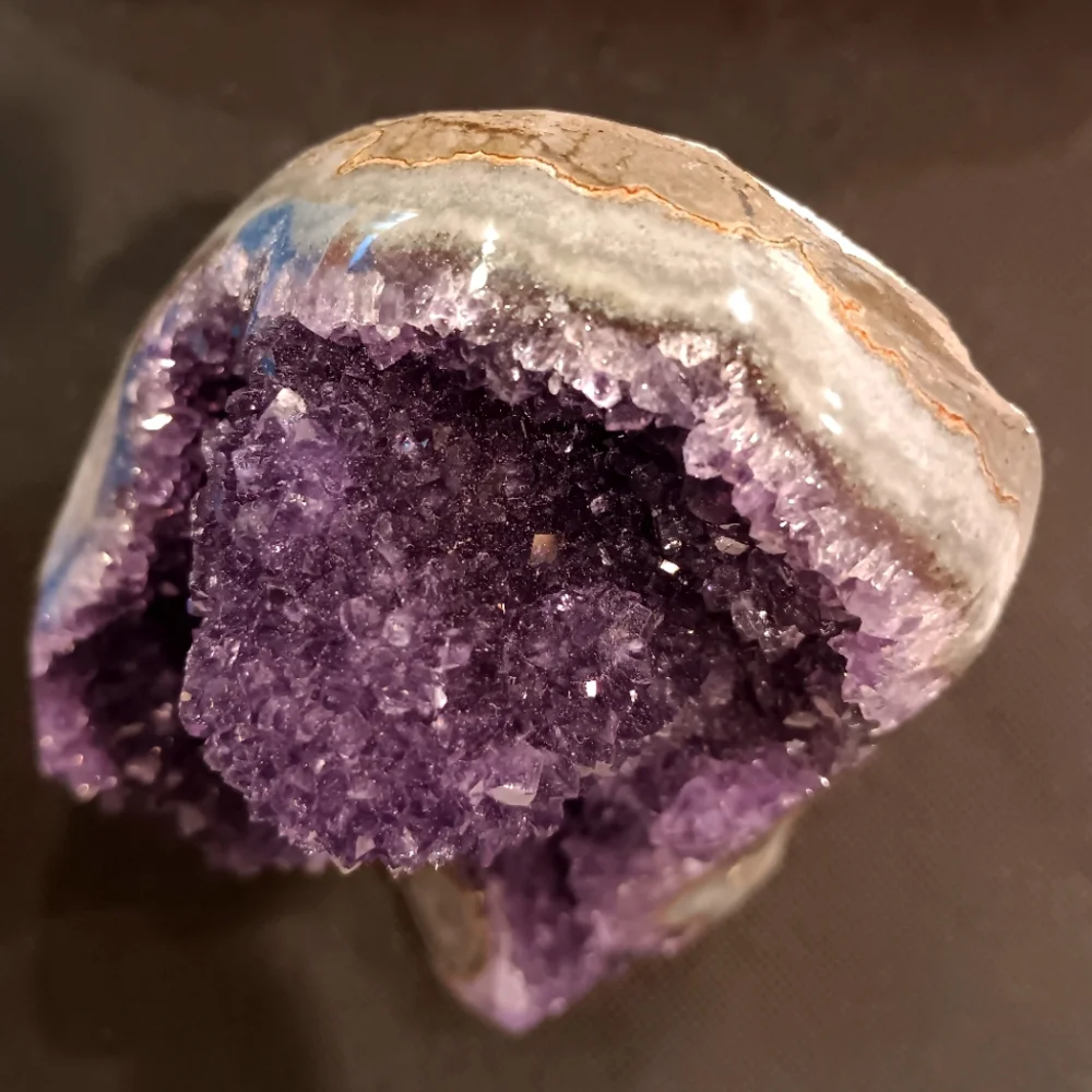 Stunning Purple Amethyst Geode Huge New - Picture 7 of 16